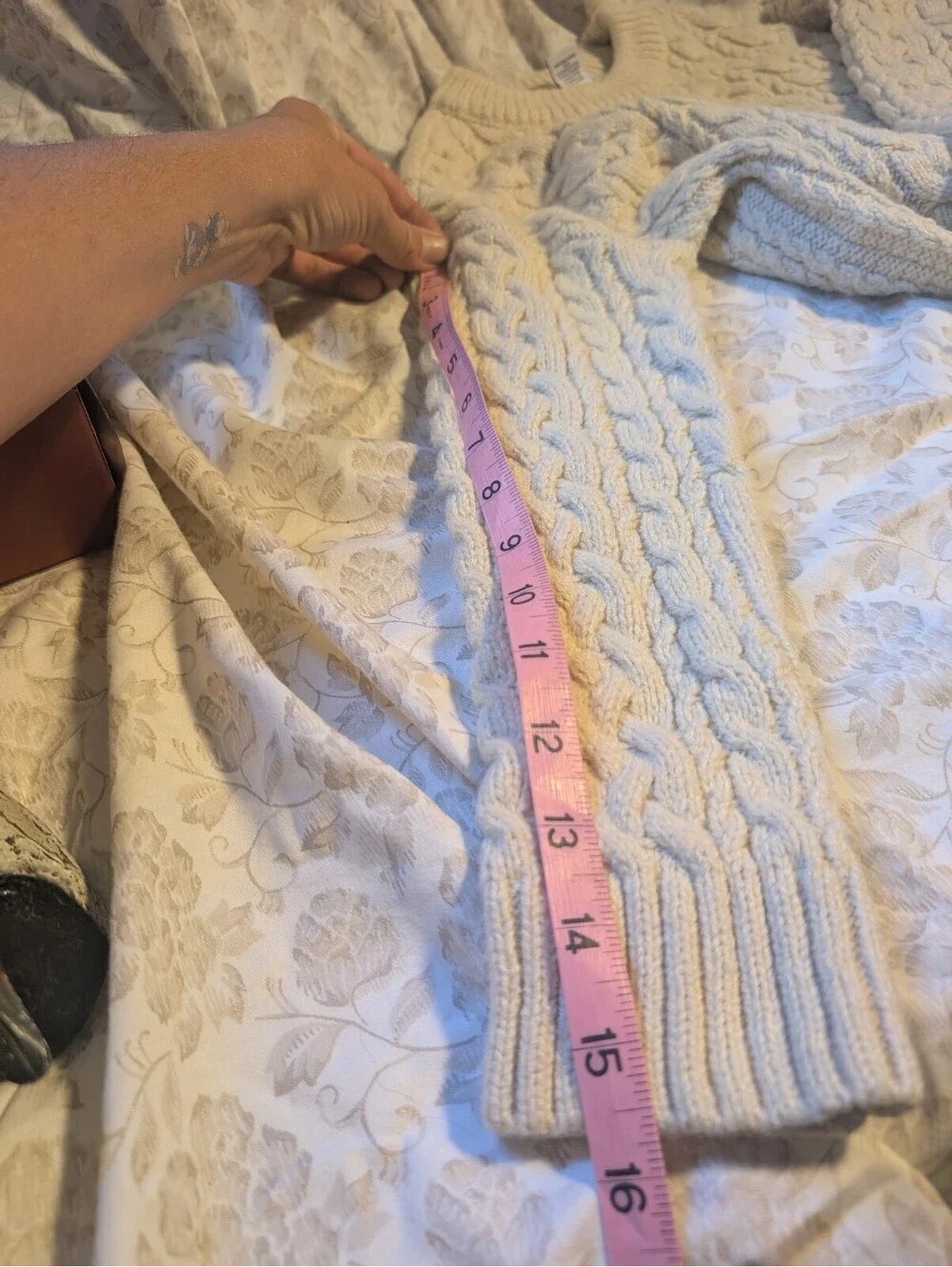 RSQ Cream Cable Knit Sweater Petite Large